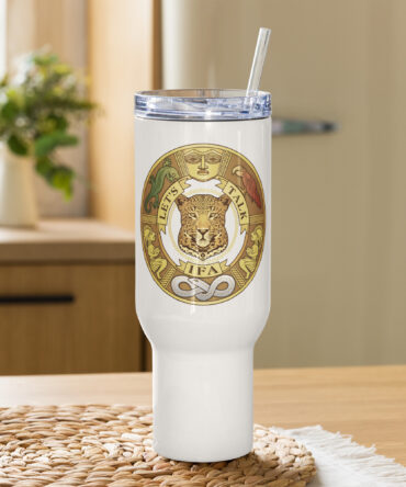 Travel mug with a handle